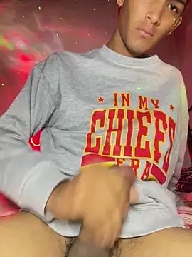 Luigi cumming1 online show from April 6, 2026, 1:34 pm