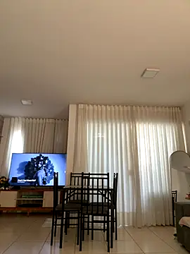 BelleRune online show from October 3, 2025, 9:44 am