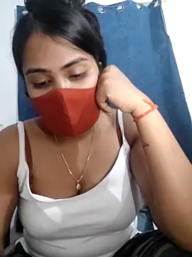 Snapshot of Red_Love_1 chatting on March 16, 2026, 4:21 pm Red Love 1 online show from March 16, 2026, 4:21 pm