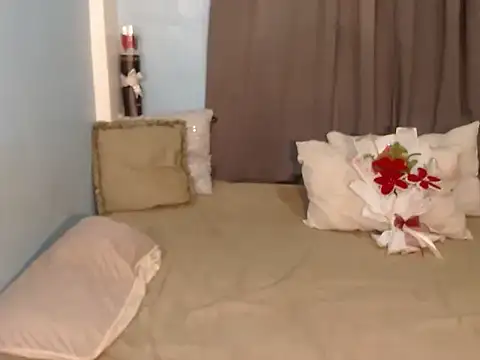 TSsexySTAR online show from April 19, 2026, 10:38 am