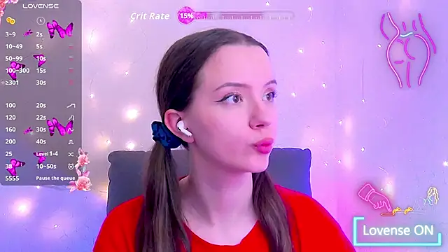 BellaVelure6767 online show from April 22, 2026, 2:07 am