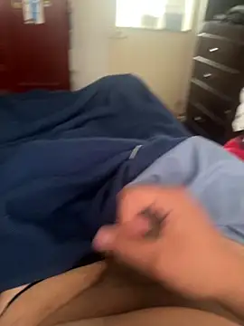 cris1122 online show from November 28, 2025, 1:11 pm