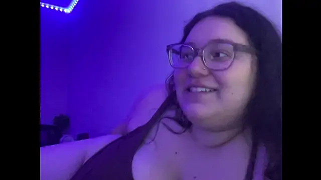 Snapshot of cherryacidxo chatting on November 15, 2025, 4:11 pm cherryacidxo online show from November 15, 2025, 4:11 pm