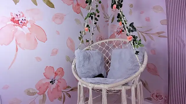 arietta skinny online show from February 1, 2026, 12:03 pm