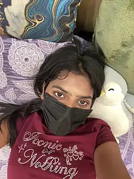 Snapshot of sexyayeshadesi chatting on April 26, 2026, 6:05 pm sexyayeshadesi online show from April 26, 2026, 6:05 pm
