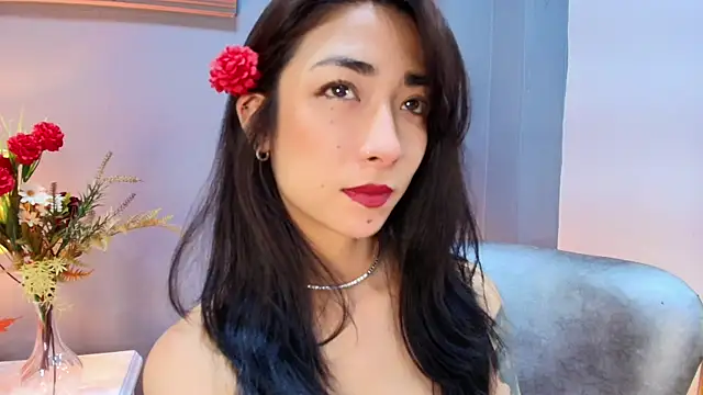 AmbarOishi   online show from February 4, 2026, 2:45 pm