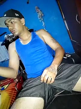 Snapshot of Max_hotsexy chatting on November 18, 2025, 3:04 pm Max hotsexy online show from November 18, 2025, 3:04 pm