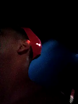 Snapshot of Max_hotsexy chatting on November 17, 2025, 3:49 pm Max hotsexy online show from November 17, 2025, 3:49 pm