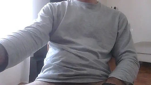 Ilsexyvizietto online show from April 16, 2026, 1:12 pm