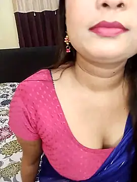 Snapshot of MISS-MONA-HOTI chatting on November 15, 2025, 5:39 pm MISS-MONA-HOTI online show from November 15, 2025, 5:39 pm