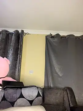 Snapshot of cleo0427 chatting on November 14, 2025, 10:46 pm cleo0427 online show from November 14, 2025, 10:46 pm