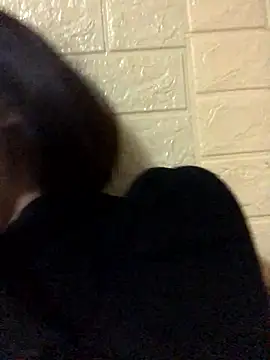 Snapshot of Trangbabylove chatting on January 17, 2026, 11:30 pm Trangbabylove online show from January 17, 2026, 11:30 pm