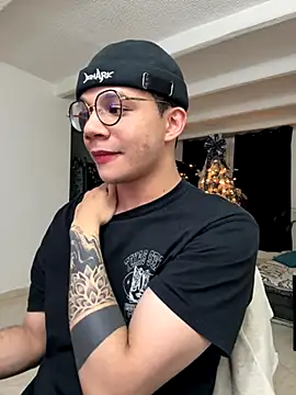 MarcoKostov online show from November 20, 2025, 2:34 am