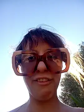 cleopatravodos online show from June 3, 2026, 2:44 pm