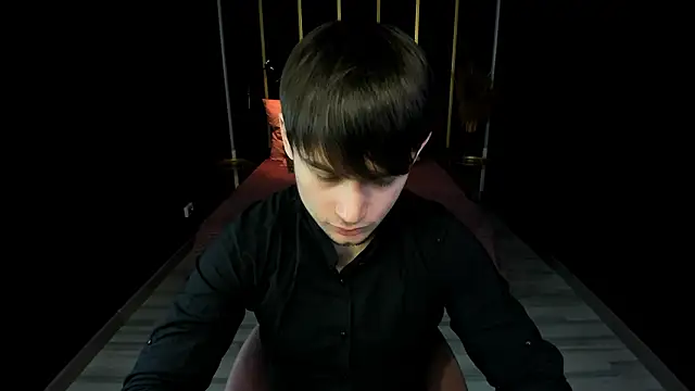 AlejandroEllias online show from February 15, 2026, 4:02 am