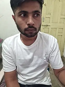 syndyc1 online show from December 1, 2025, 5:03 pm