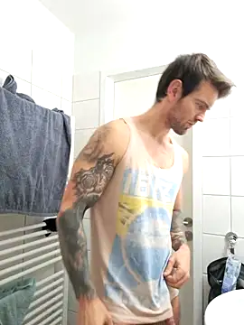 Mystery Mark online show from March 6, 2026, 9:43 pm