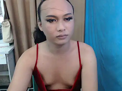 Snapshot of Miss_Adalia_Rose chatting on April 14, 2026, 5:01 am Miss Adalia Rose online show from April 14, 2026, 5:01 am