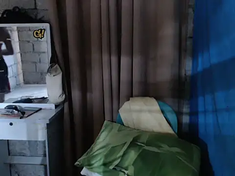 Snapshot of Miss_Adalia_Rose chatting on April 15, 2026, 7:47 am Miss Adalia Rose online show from April 15, 2026, 7:47 am