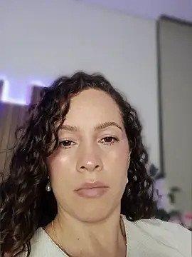 lana luck online show from March 25, 2026, 1:06 am