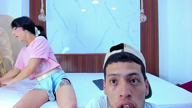 Loversinfire2 online show from November 26, 2025, 8:09 pm