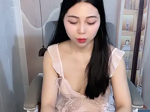 Lousii online show from April 11, 2026, 2:52 am