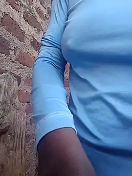 honeypot224 online show from November 18, 2025, 4:05 am