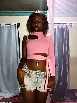 Snapshot of BelindaLexy chatting on November 19, 2025, 4:18 pm BelindaLexy online show from November 19, 2025, 4:18 pm