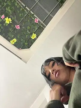 LiilithStonne online show from April 1, 2026, 12:46 am