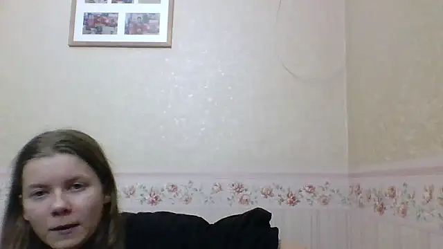 Snapshot of AzumiWenius chatting on November 17, 2025, 8:13 pm AzumiWenius online show from November 17, 2025, 8:13 pm