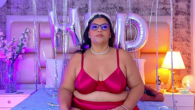 Snapshot of SelennaCooper chatting on March 2, 2026, 12:23 pm SelennaCooper online show from March 2, 2026, 12:23 pm