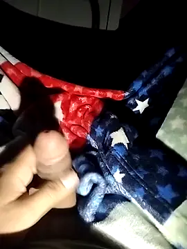 Snapshot of Mahmuodsabry22 chatting on February 11, 2026, 12:32 am Mahmuodsabry22 online show from February 11, 2026, 12:32 am