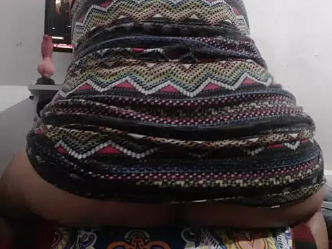 Snapshot of Liz_dark_secret chatting on December 14, 2025, 8:42 am Liz dark secret online show from December 14, 2025, 8:42 am