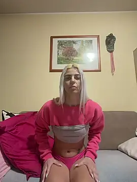 feliciafelon online show from April 3, 2026, 9:10 pm