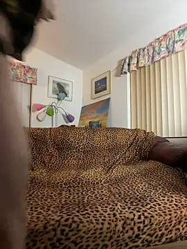 tsashelayamylynzy online show from November 26, 2025, 2:33 am