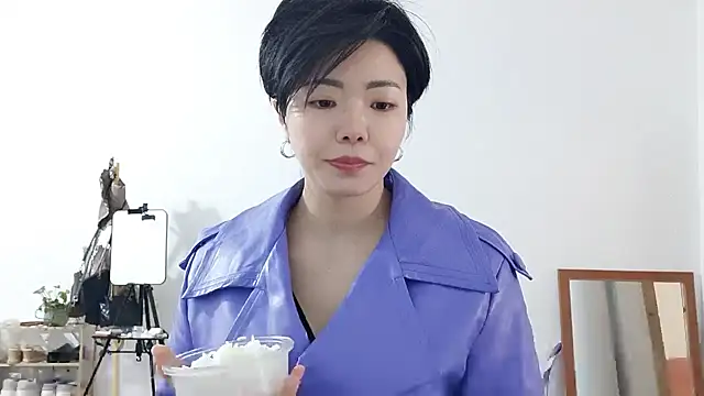 adele8731 online show from January 9, 2026, 3:13 am