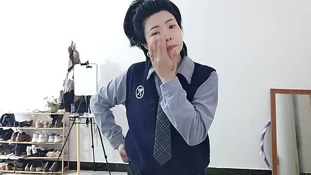 adele8731 online show from January 8, 2026, 2:28 am