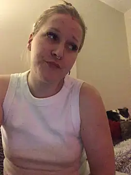 Snapshot of Wetkymistry chatting on February 8, 2026, 3:37 am Wetkymistry online show from February 8, 2026, 3:37 am