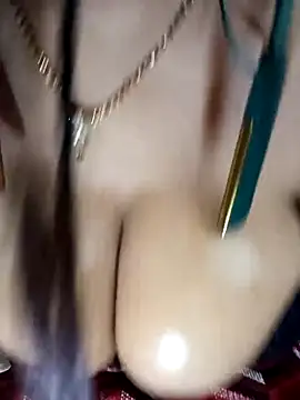 Snapshot of Heaven-2- chatting on January 8, 2026, 5:35 am Heaven-2- online show from January 8, 2026, 5:35 am