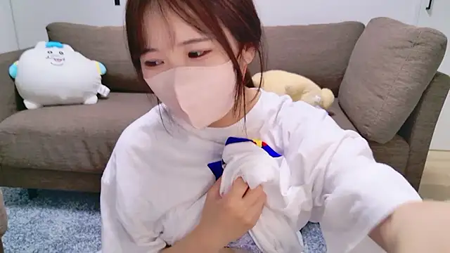 Nemu chan  online show from May 11, 2026, 2:45 pm