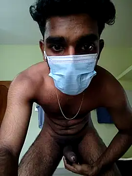 Snapshot of Yournextdoorboy chatting on November 16, 2025, 9:58 am Yournextdoorboy online show from November 16, 2025, 9:58 am