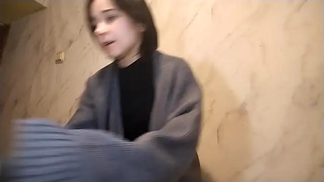 TianaMeiser online show from November 29, 2025, 10:37 am