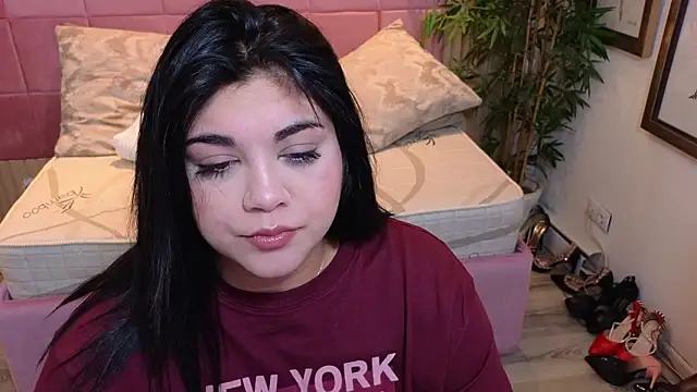 SpicyCarlaXX online show from March 6, 2026, 8:15 pm