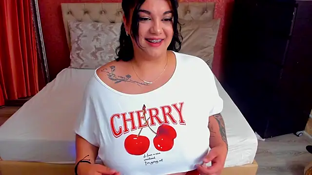 SpicyCarlaXX online show from June 10, 2026, 8:21 pm