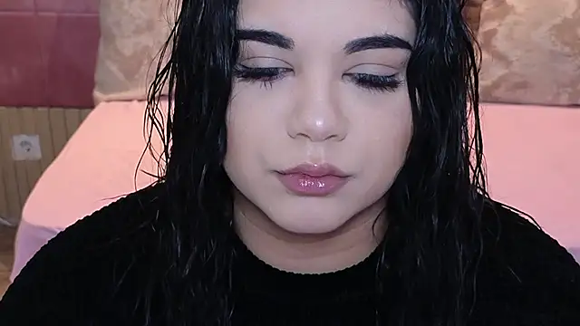 SpicyCarlaXX online show from February 6, 2026, 6:59 pm