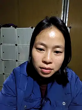 Cat-meow online show from December 19, 2025, 2:19 pm