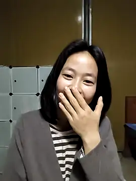 Cat-meow online show from February 7, 2026, 10:29 pm