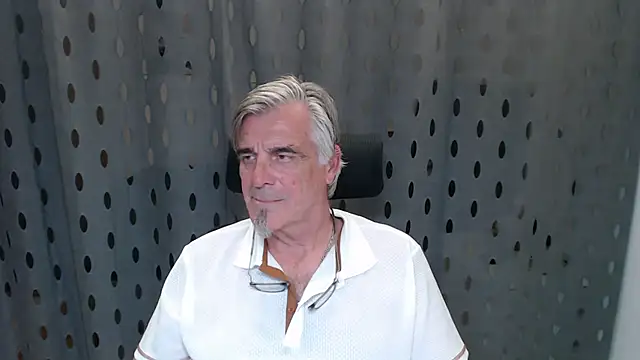 Buidapest online show from June 30, 2026, 4:12 am