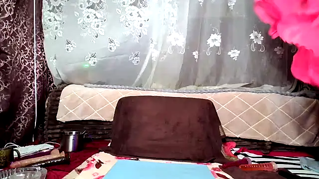 Snapshot of Kissingyouu chatting on April 4, 2026, 8:37 pm Kissingyouu online show from April 4, 2026, 8:37 pm