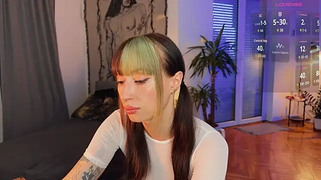 Snapshot of inked_witch chatting on November 10, 2025, 1:38 pm inked witch online show from November 10, 2025, 1:38 pm